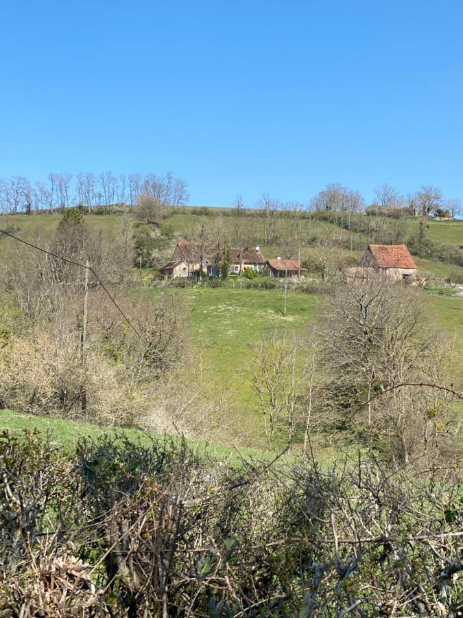 Gite De La Doit, En Pleine Campagne, Pour 14 Pers Saint-Marcelin-de-Cray المظهر الخارجي الصورة