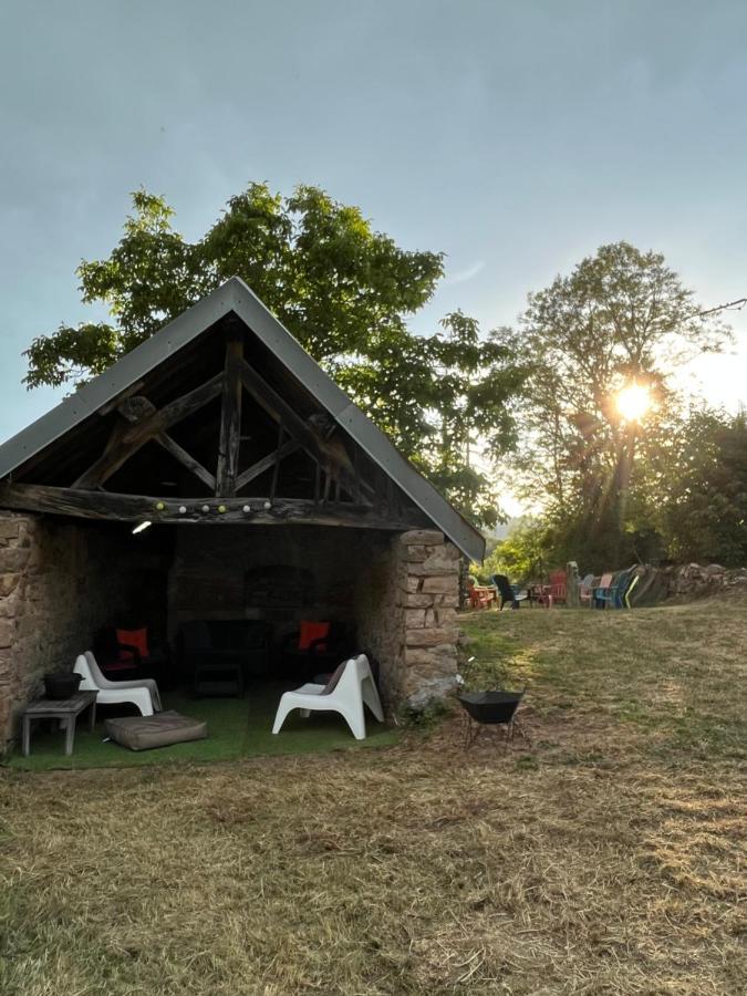Gite De La Doit, En Pleine Campagne, Pour 14 Pers Saint-Marcelin-de-Cray المظهر الخارجي الصورة